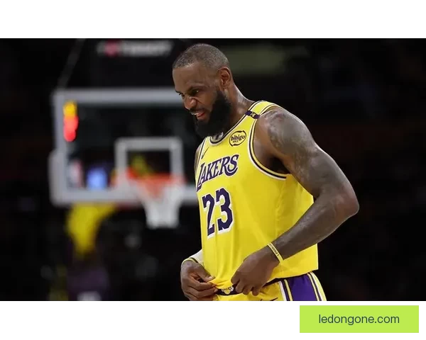 詹姆斯透露若灰熊拿到状元签可能直接拒绝报到